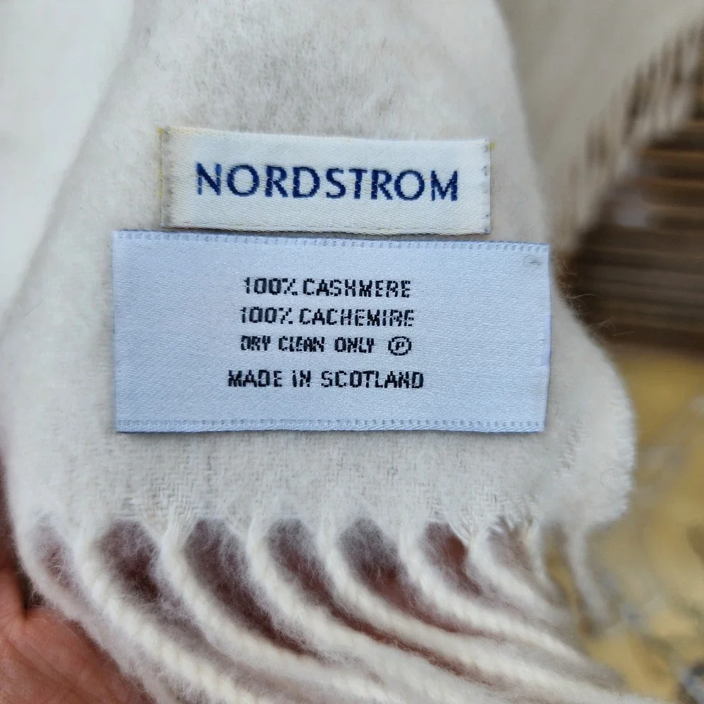 Nordstrom Cream 100% Cashmere Scarf Fringe Made in Scotland Minimalist Luxury